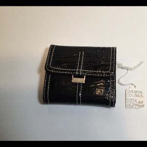 Liz Claiborne Black Leather 4 Fold Wallet